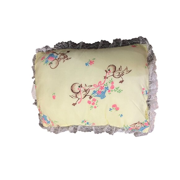 Vintage JCPenney Crib Quilt & Pillow Set Lace Edge Floral Baby Blanket Nursery - Picture 15 of 16